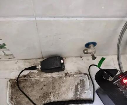 察隅屋顶漏水维修公司分享下卫生间漏水的危害及解决方法